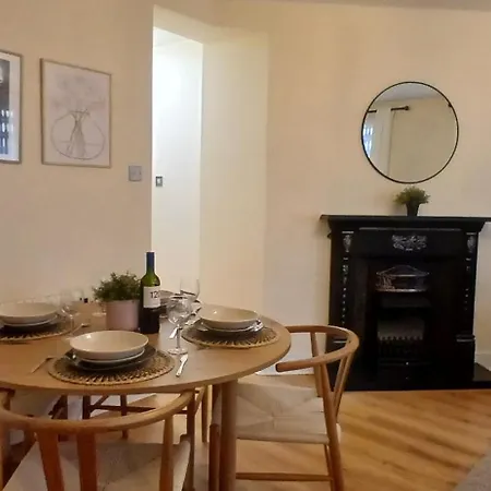 Modern 3bdr Heart Of The Liberties