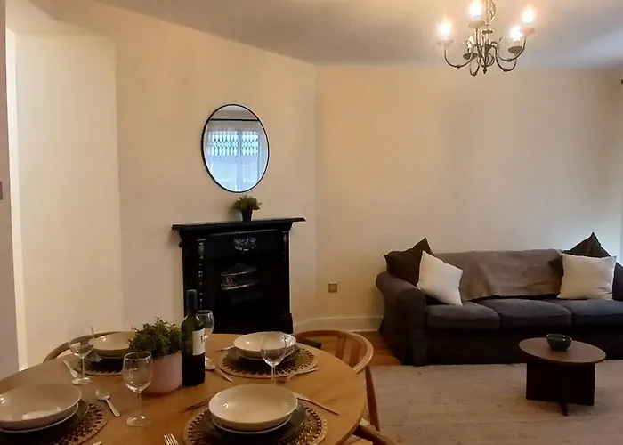 Modern 3bdr Heart Of The Liberties *