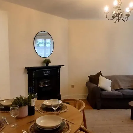 Modern 3bdr Heart Of The Liberties *